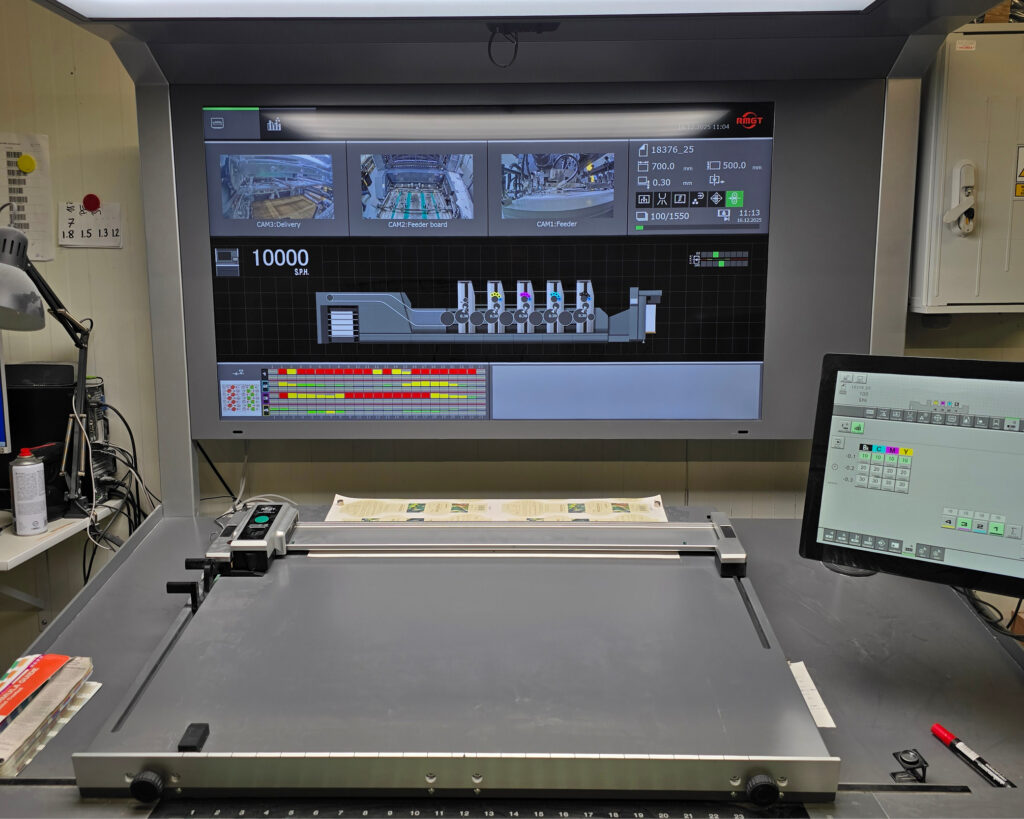 zdjęcie maszyny z grawipolu